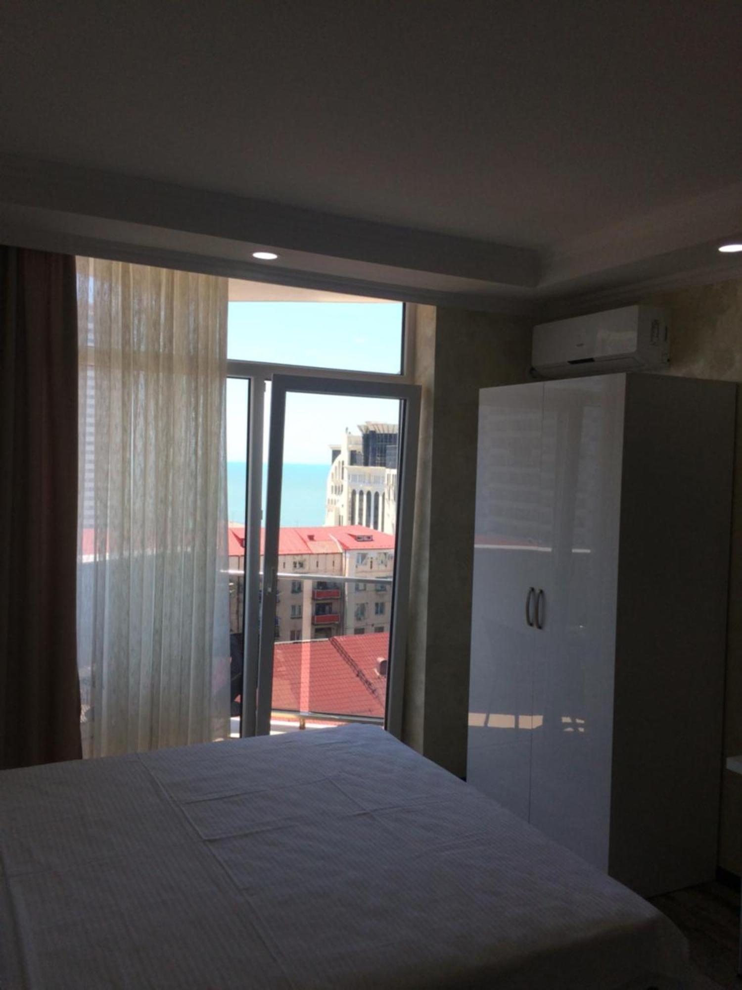 Selfie Apartment Batumi Exterior foto