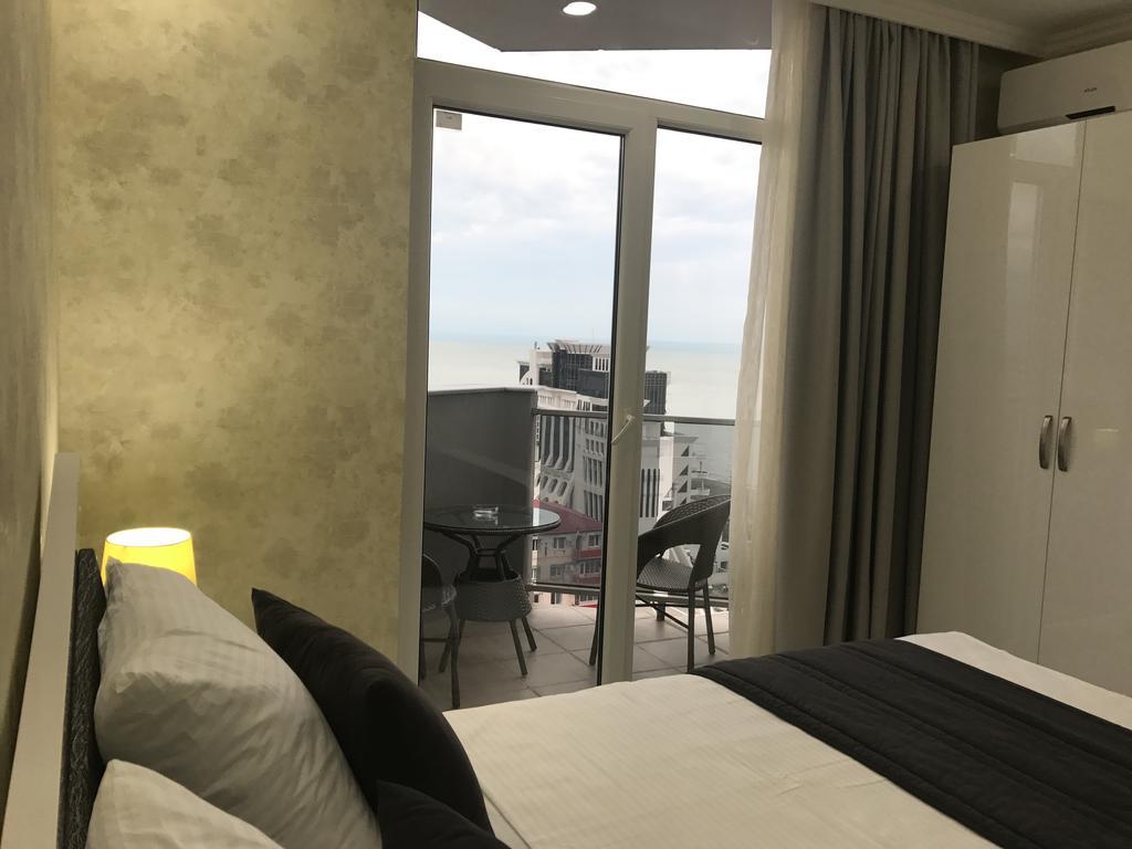 Selfie Apartment Batumi Exterior foto